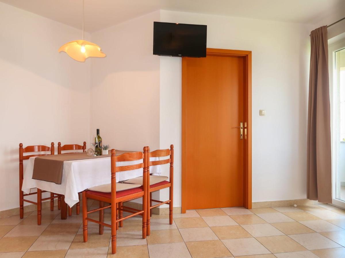 Apartment Marija - Vrb102 By Interhome Vrbnik Esterno foto